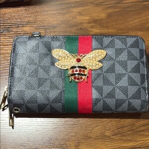 Gray Geometric Wallet with Gold Bee Accent NWOT